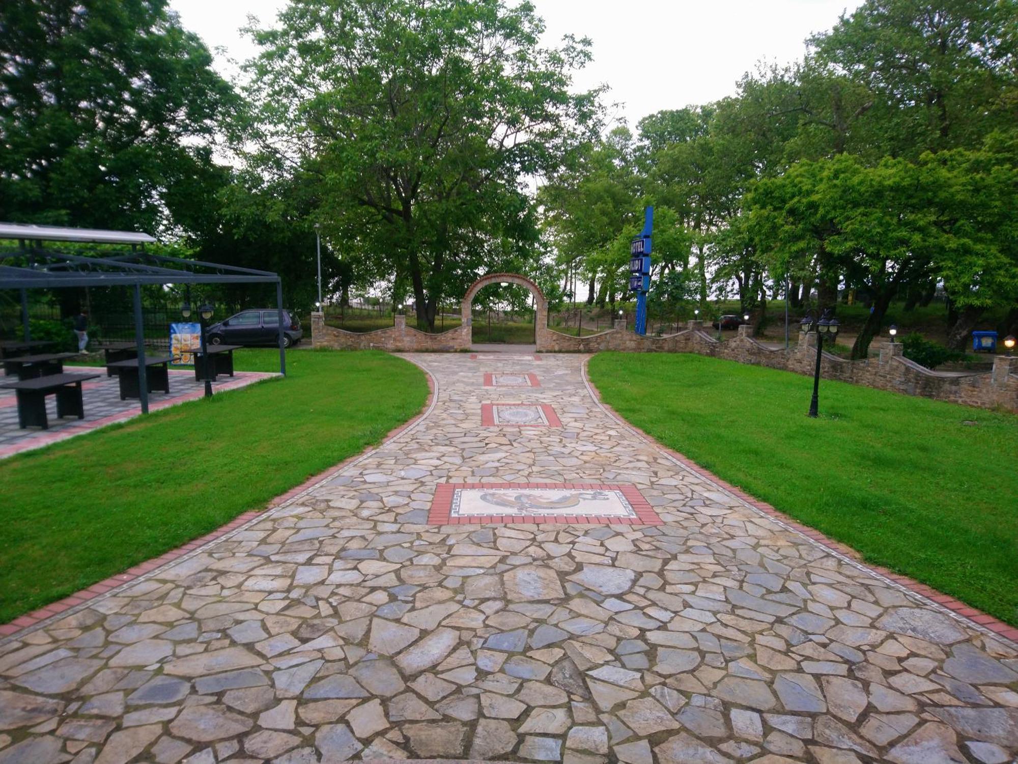 Kókkinon Nerón Hotel Hlidi מראה חיצוני תמונה
